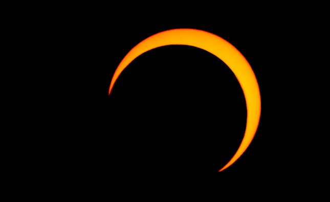 Der kan opleves solformørkelse over Danmark den 20. marts 2015, når månen glider mellem jorden og solen. Foto: Thephatphilmz, Wikimedia.